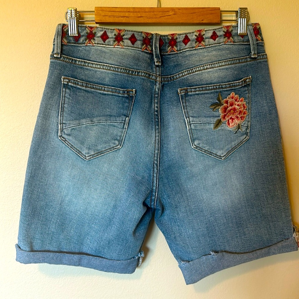 Driftwood Lulu Jean shorts size 27